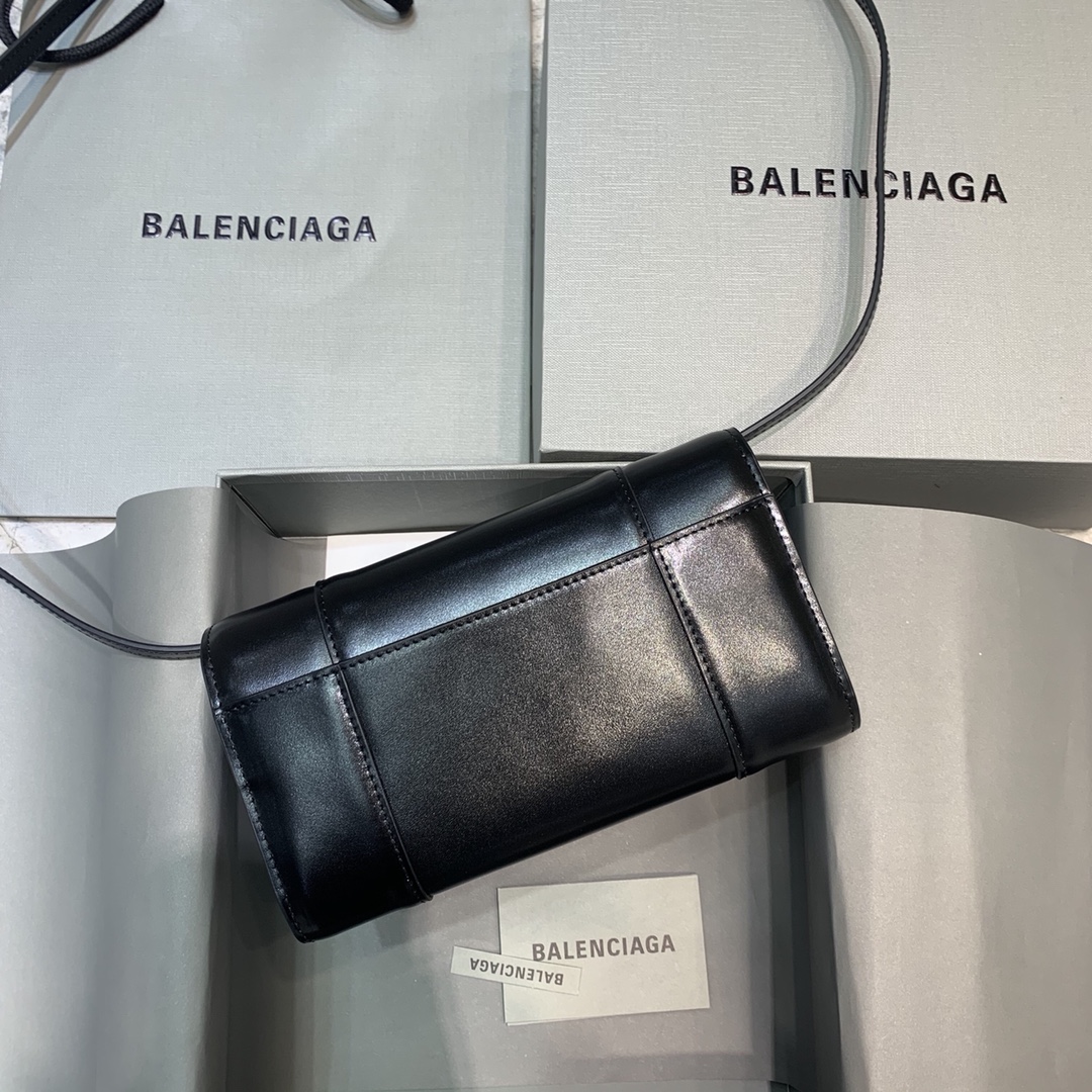 Wallet on chain, BALENCIAGA HANDBAG