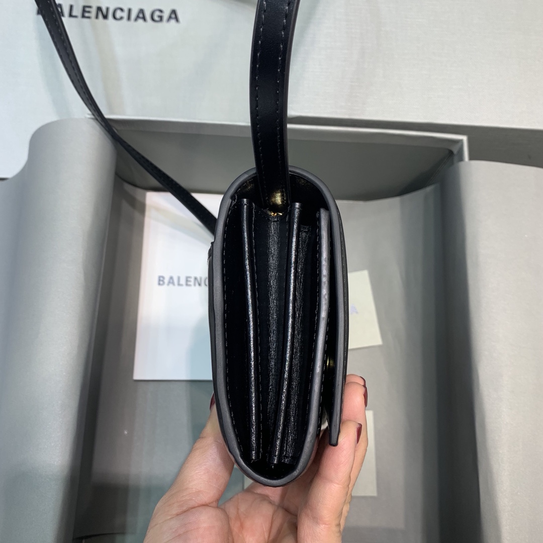 Wallet on chain, BALENCIAGA HANDBAG