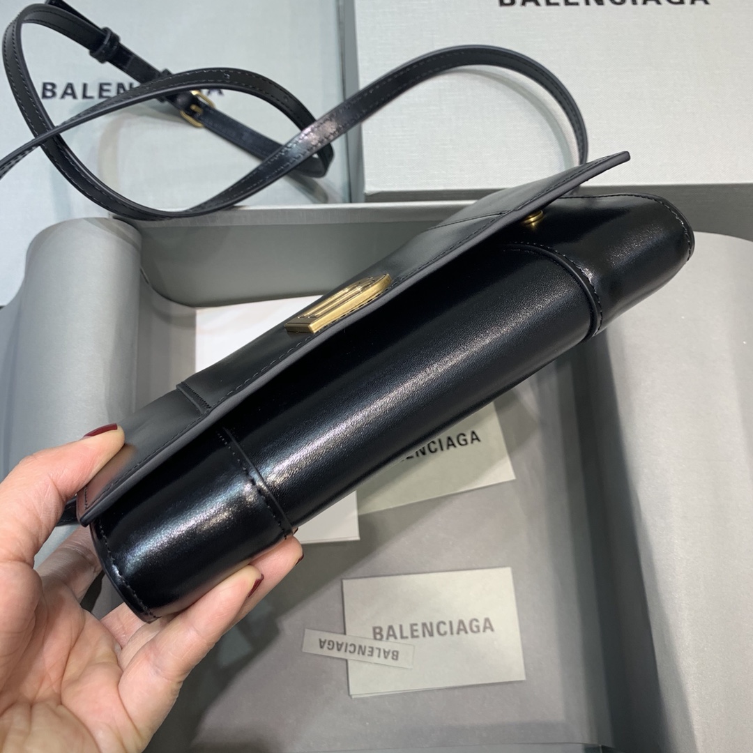 Wallet on chain, BALENCIAGA HANDBAG