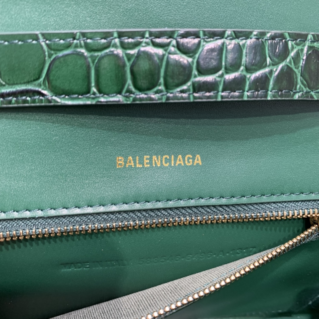 HOURGLASS SLING BACK SHOULDER BAG