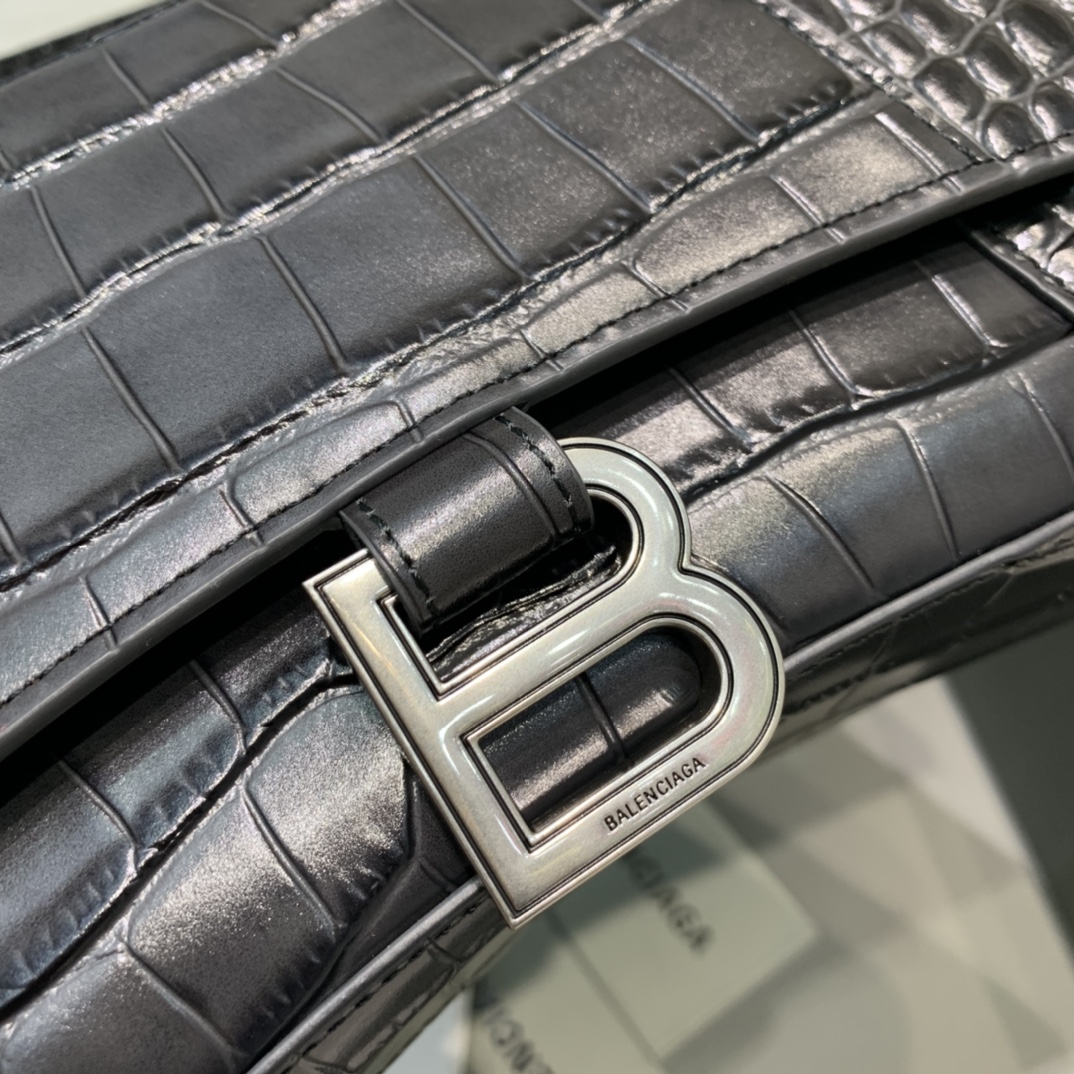 HOURGLASS SLING BACK SHOULDER BAG