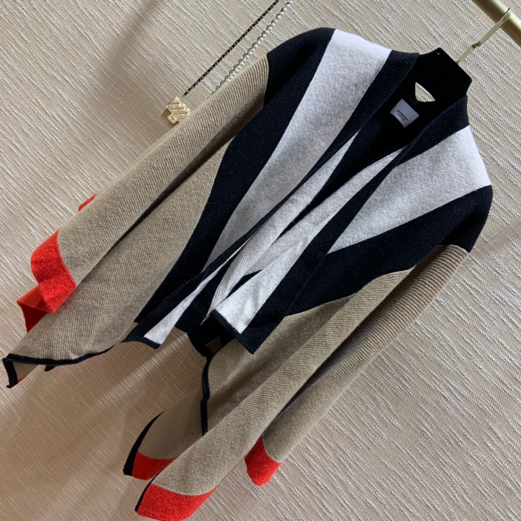 Burberry Ponchos & Wraps