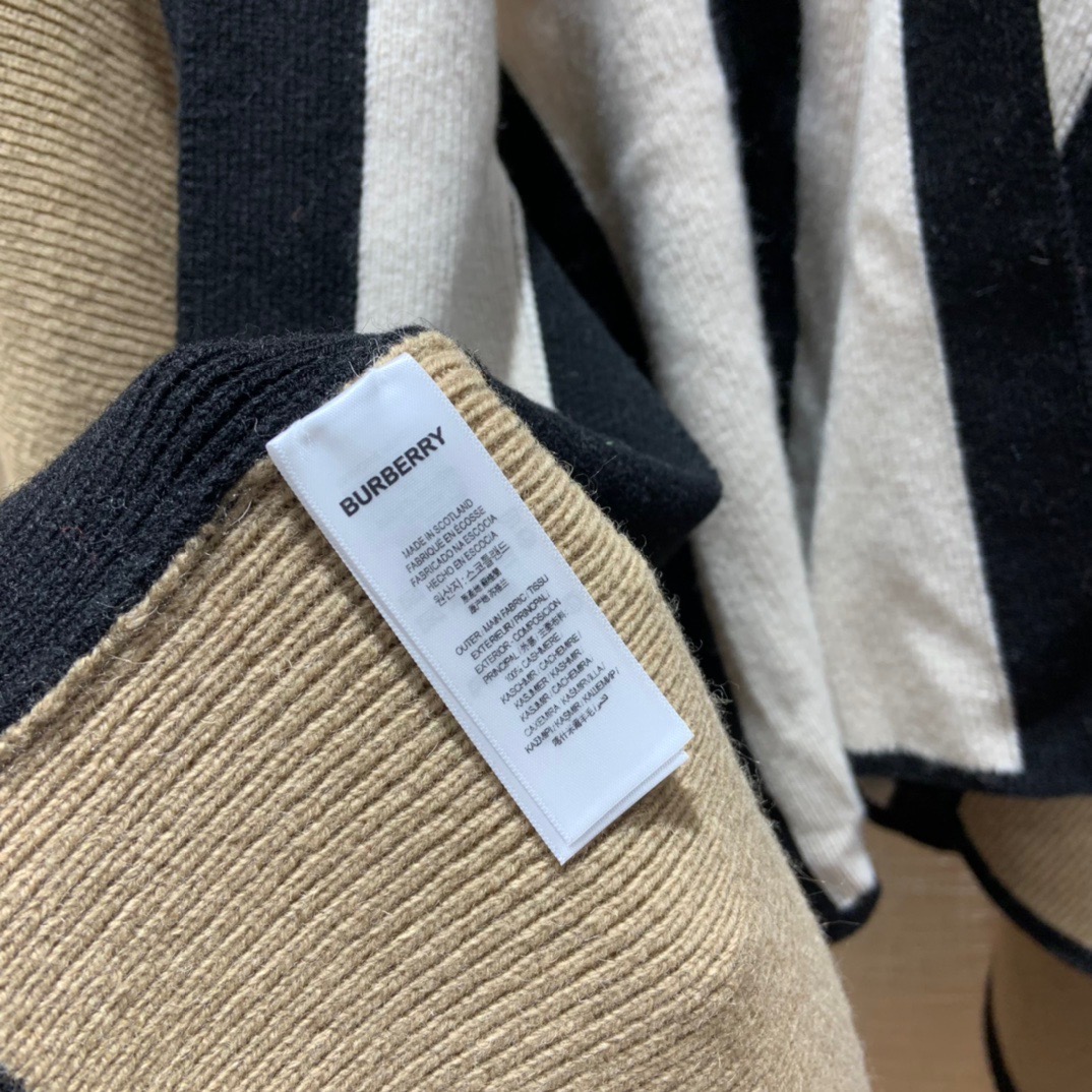 Burberry Ponchos & Wraps