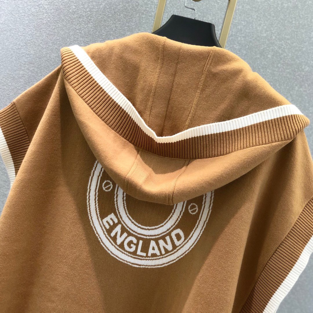 Burberry Ponchos & Wraps