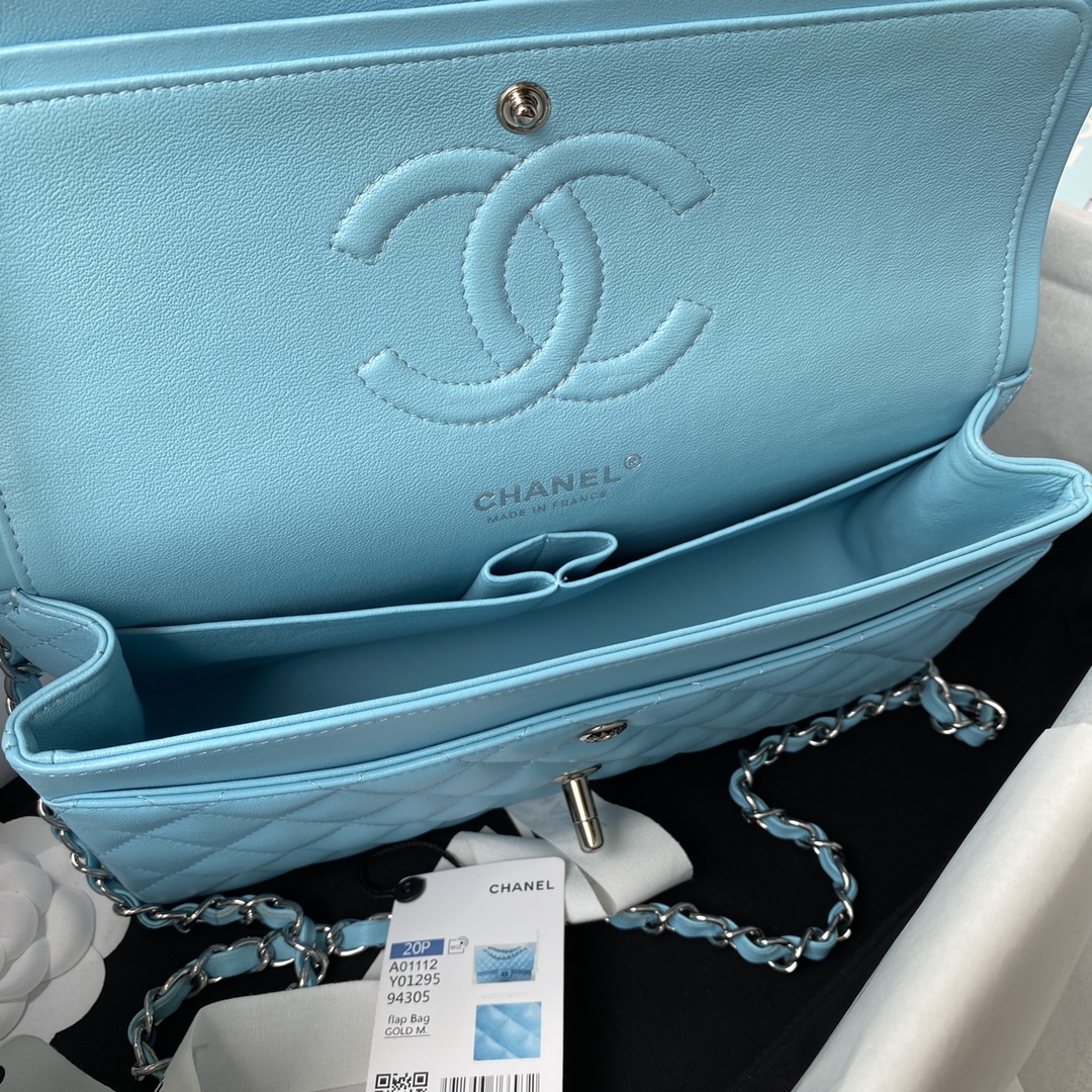 A1112, Chanel Classic Handbag & Cross Body Bag