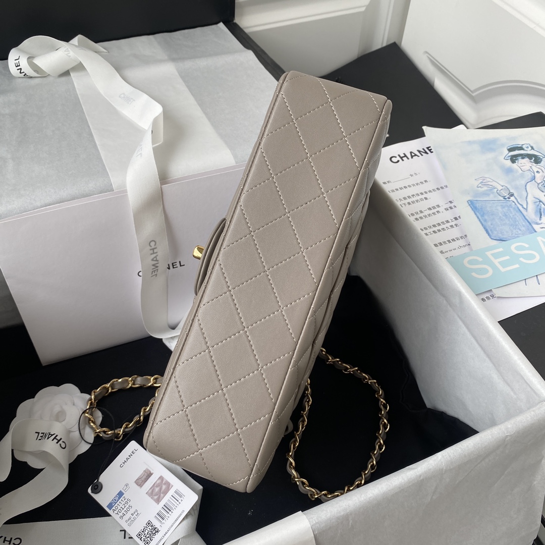 A1112, Chanel Classic Handbag & Cross Body Bag
