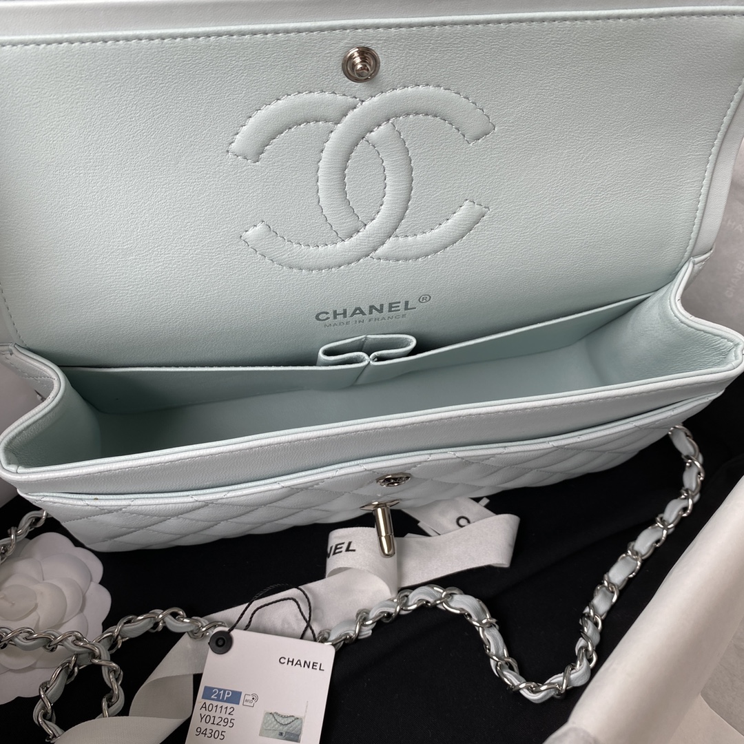 A1112, Chanel Classic Handbag & Cross Body Bag