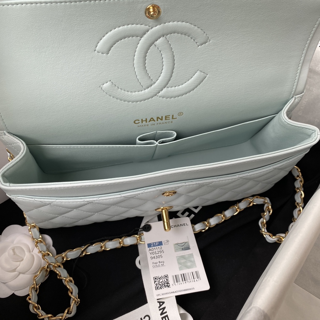 A1112, Chanel Classic Handbag & Cross Body Bag