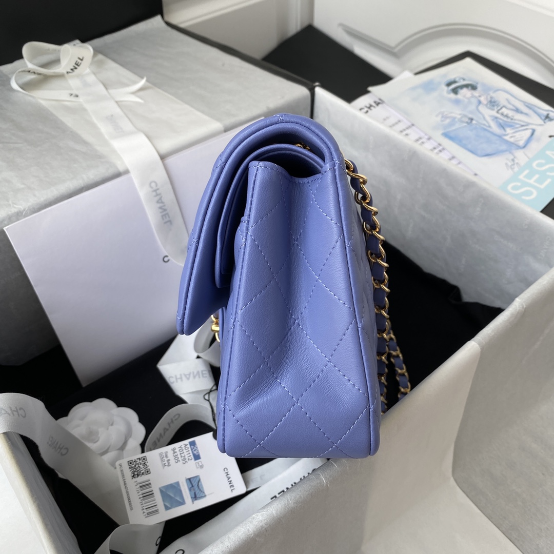 A1112, Chanel Classic Handbag & Cross Body Bag