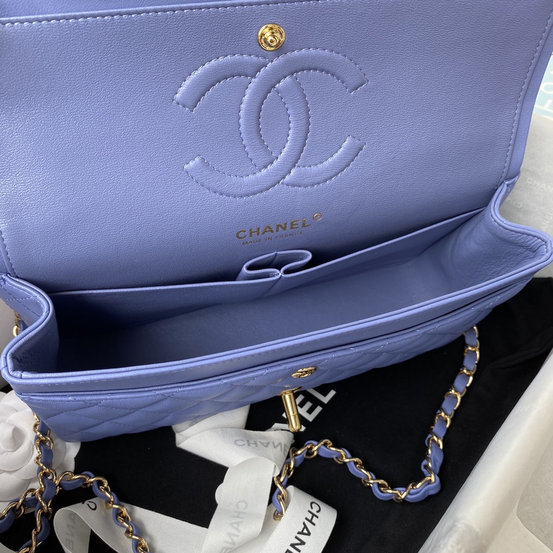 A1112, Chanel Classic Handbag & Cross Body Bag