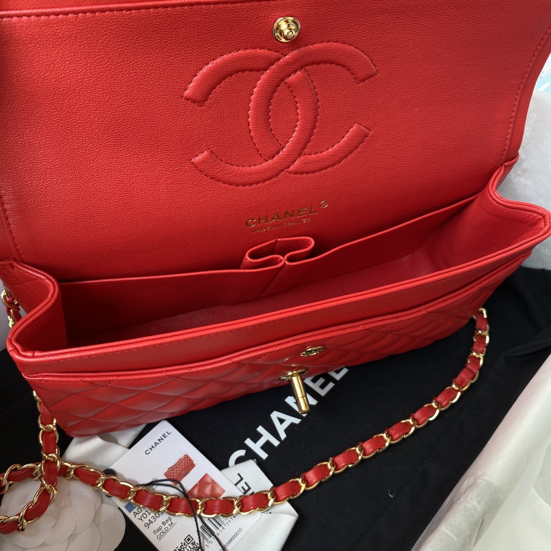 A1112, Chanel Classic Handbag & Cross Body Bag