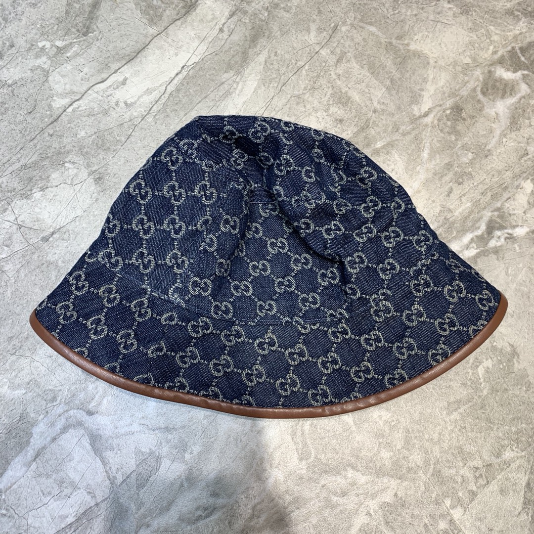 GG canvas, GUCCI