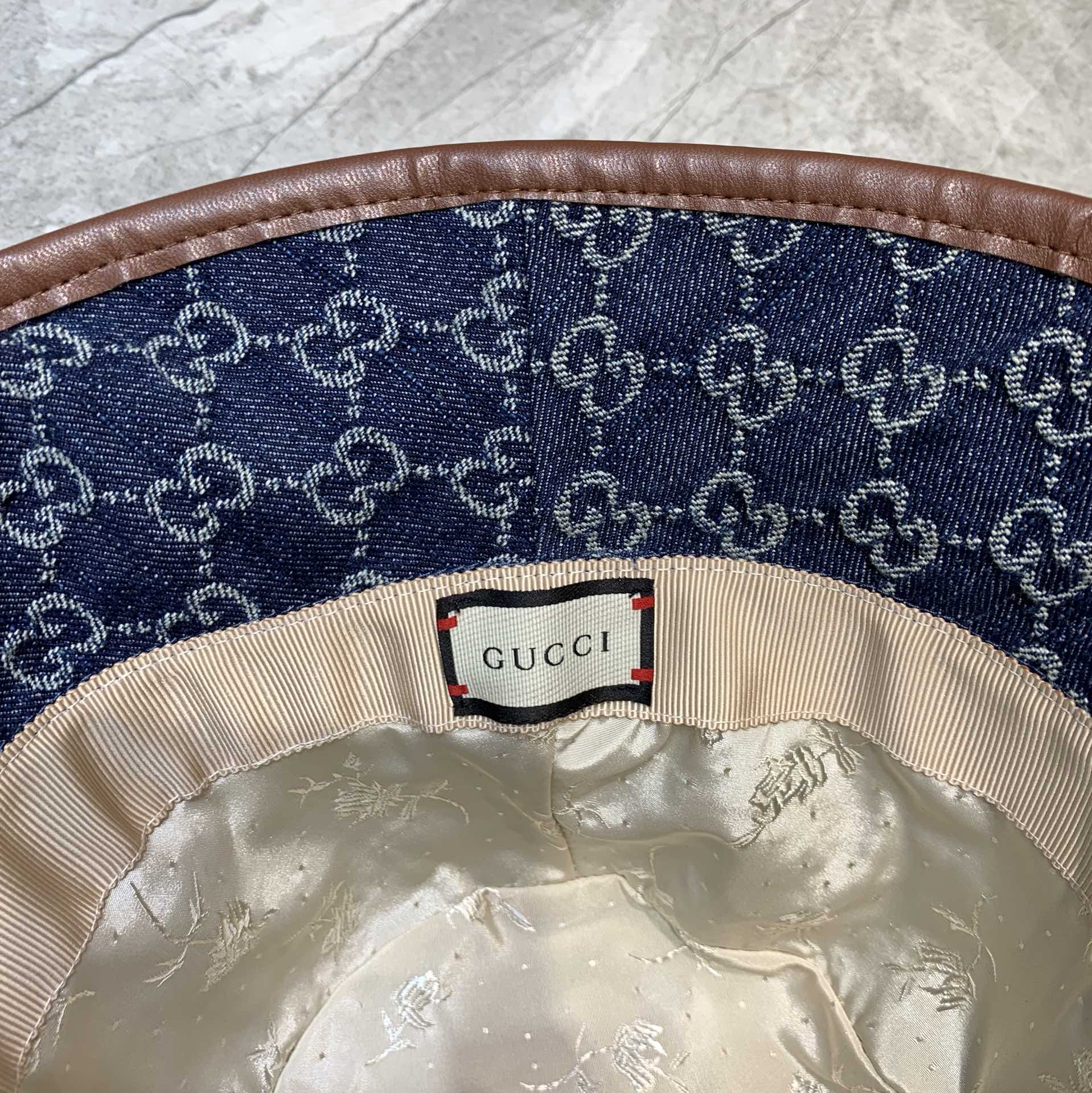 GG canvas, GUCCI