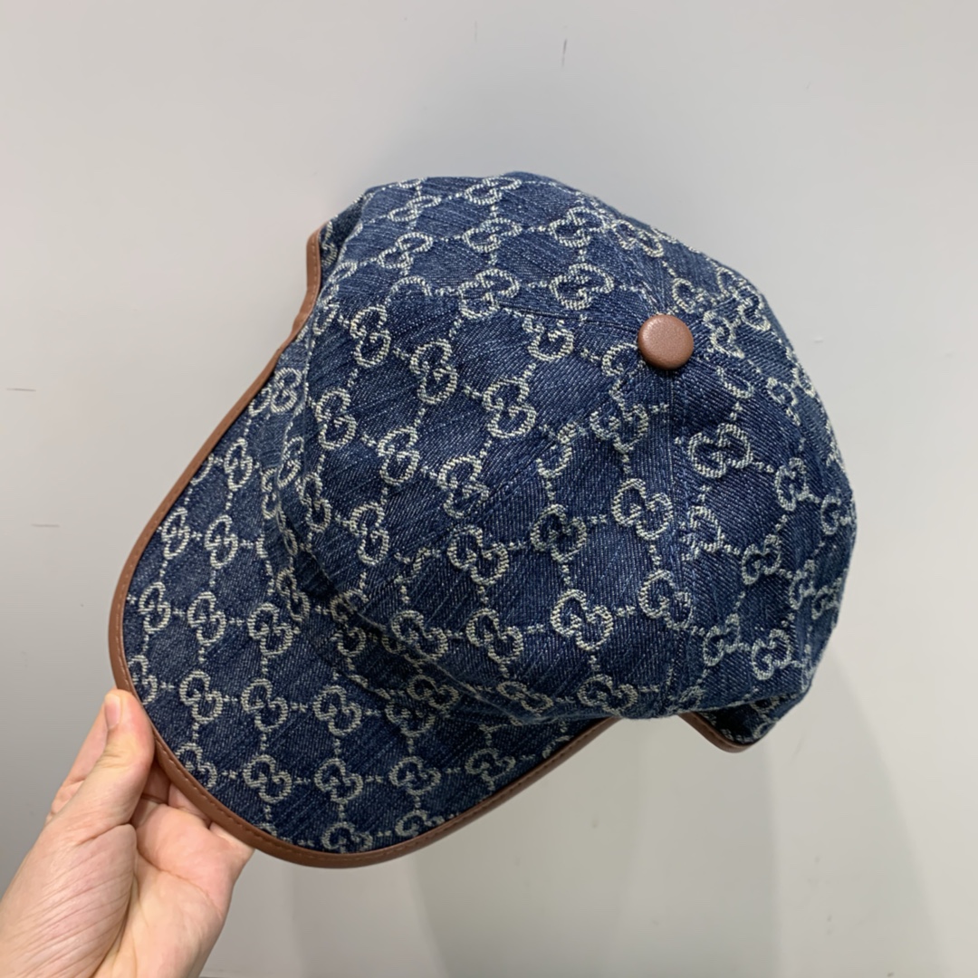 GG canvas baseball hat, GUCCI