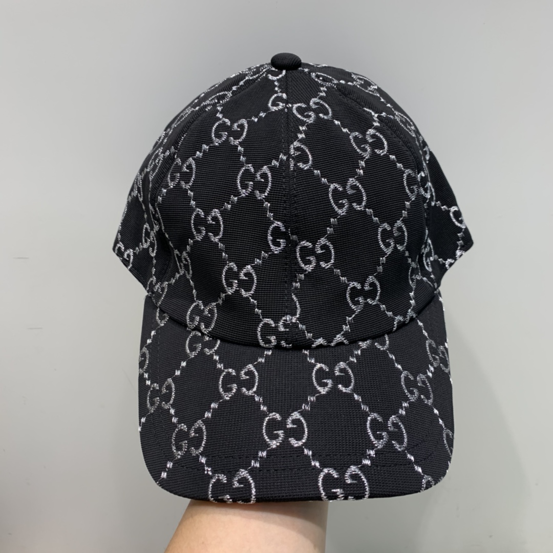 GG canvas baseball hat, GUCCI