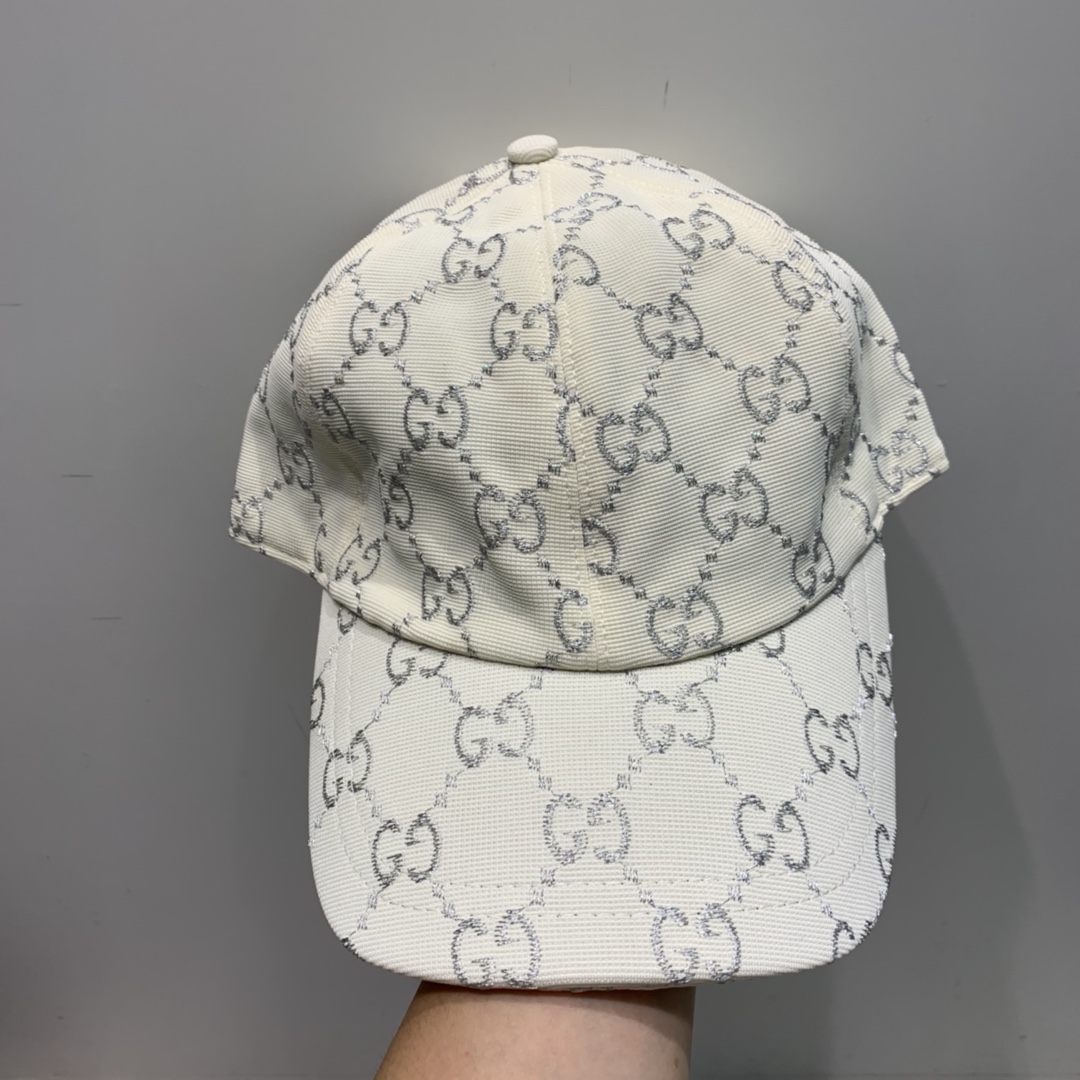 GG canvas, GUCCI