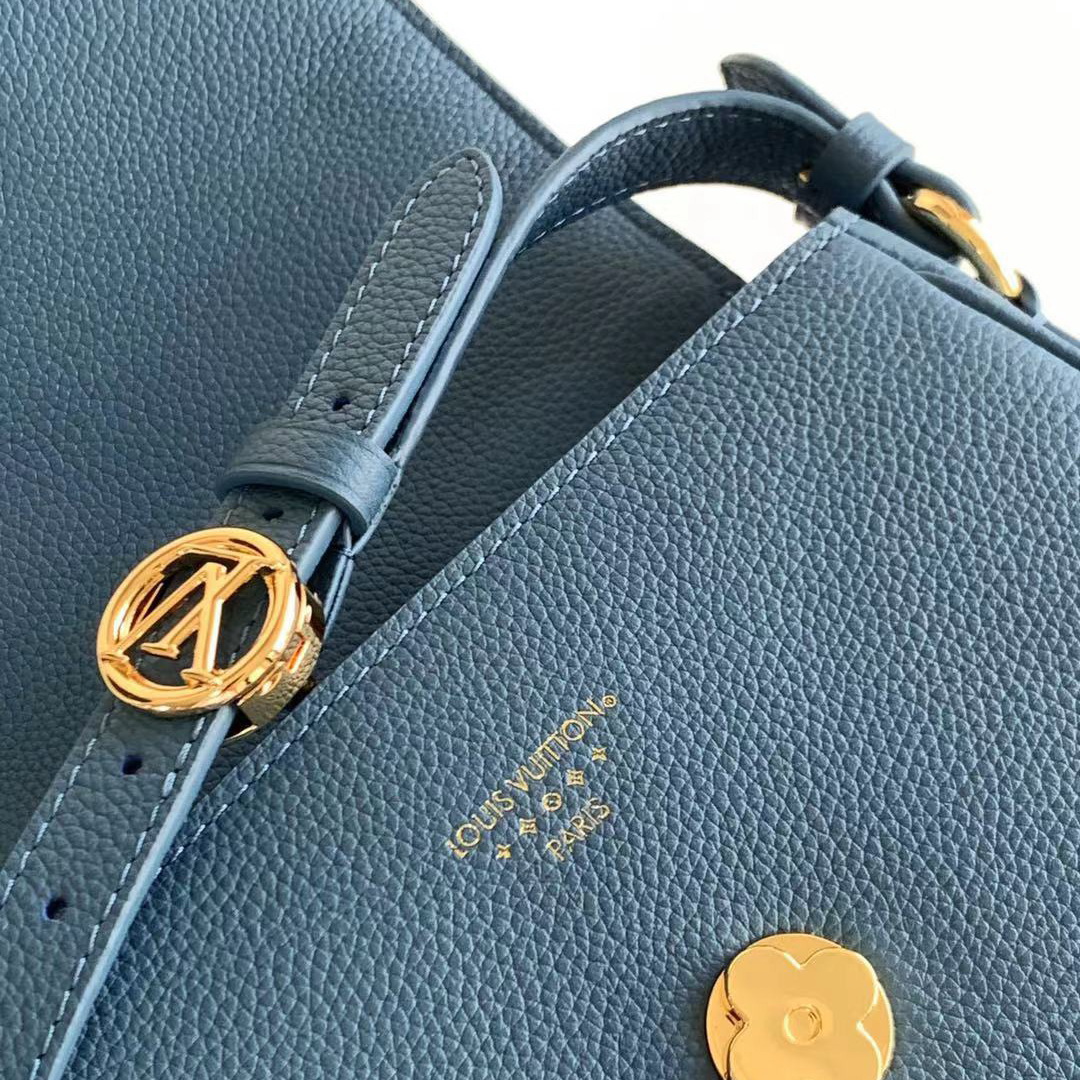 M58964  LV PONT 9 SOFT PM, LOUIS VUITTON LV