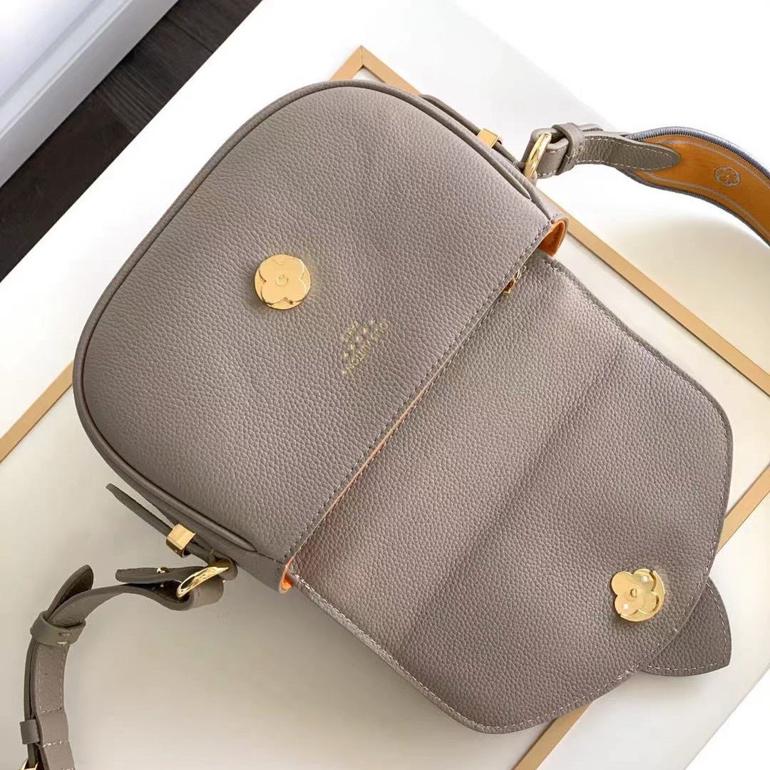 M58728 LV PONT 9 SOFT PM, LOUIS VUITTON LV