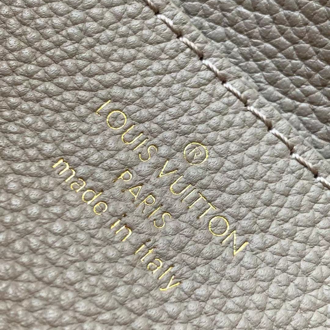 M58728 LV PONT 9 SOFT PM, LOUIS VUITTON LV