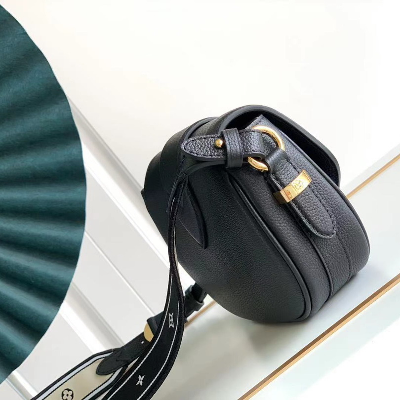 M58727 LV PONT 9 SOFT PM, LOUIS VUITTON LV