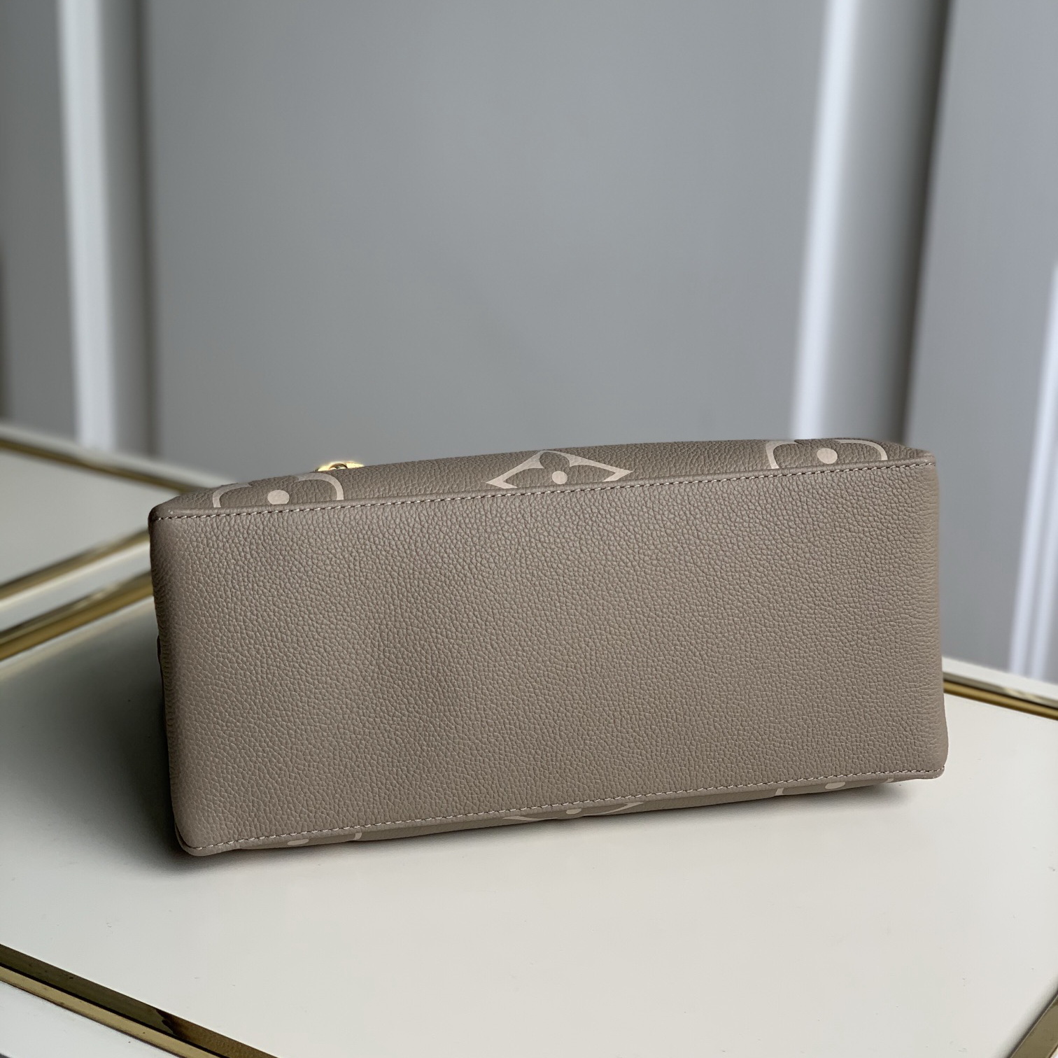 M58914 PETIT PALAIS, LOUIS VUITTON LV