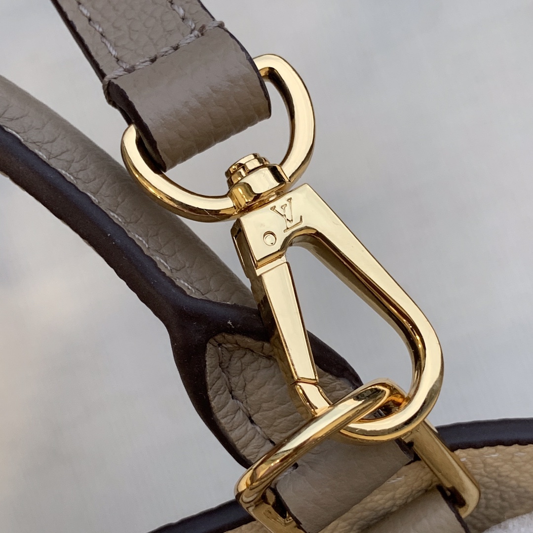 M58914 PETIT PALAIS, LOUIS VUITTON LV
