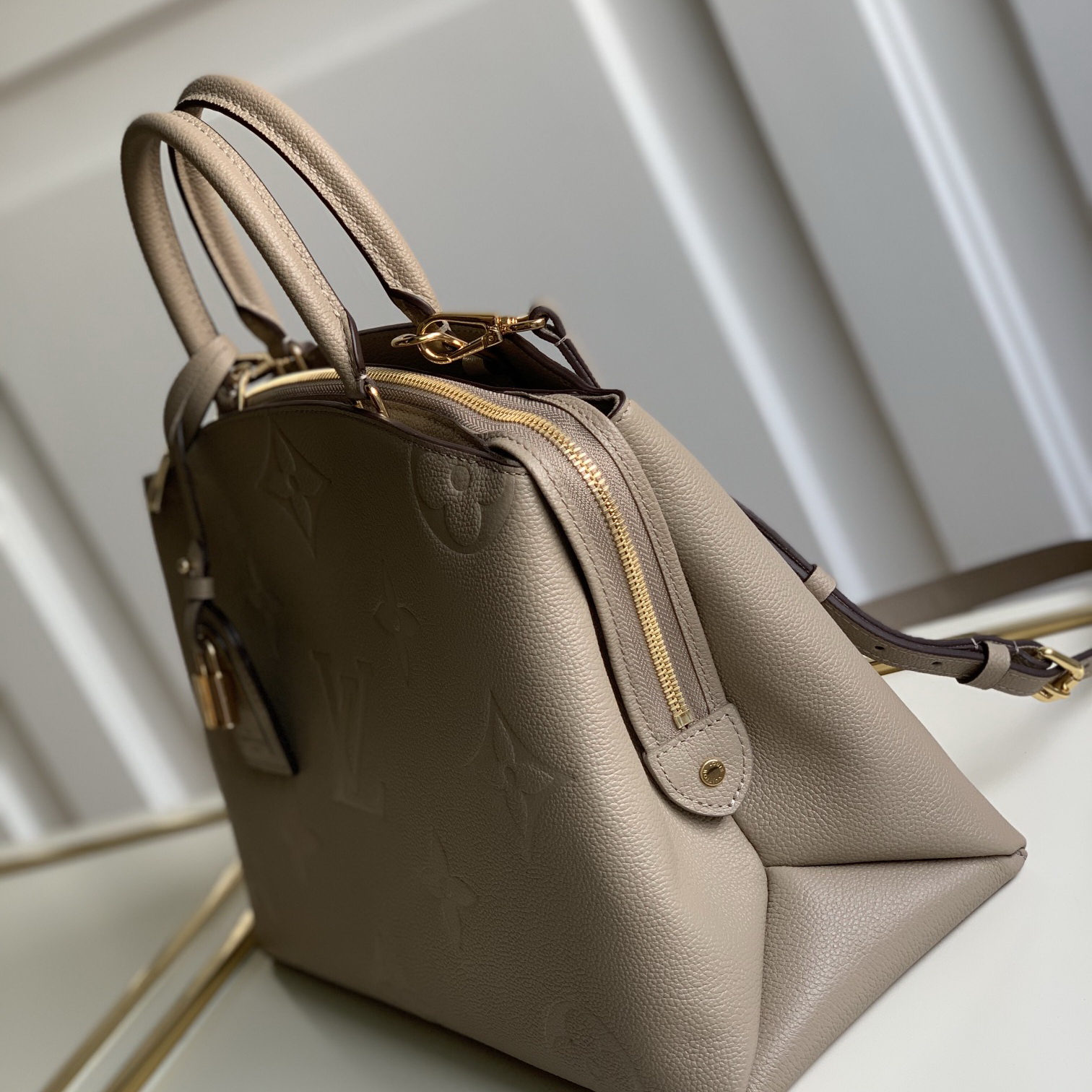 M45833 GRAND PALAIS, LOUIS VUITTON LV