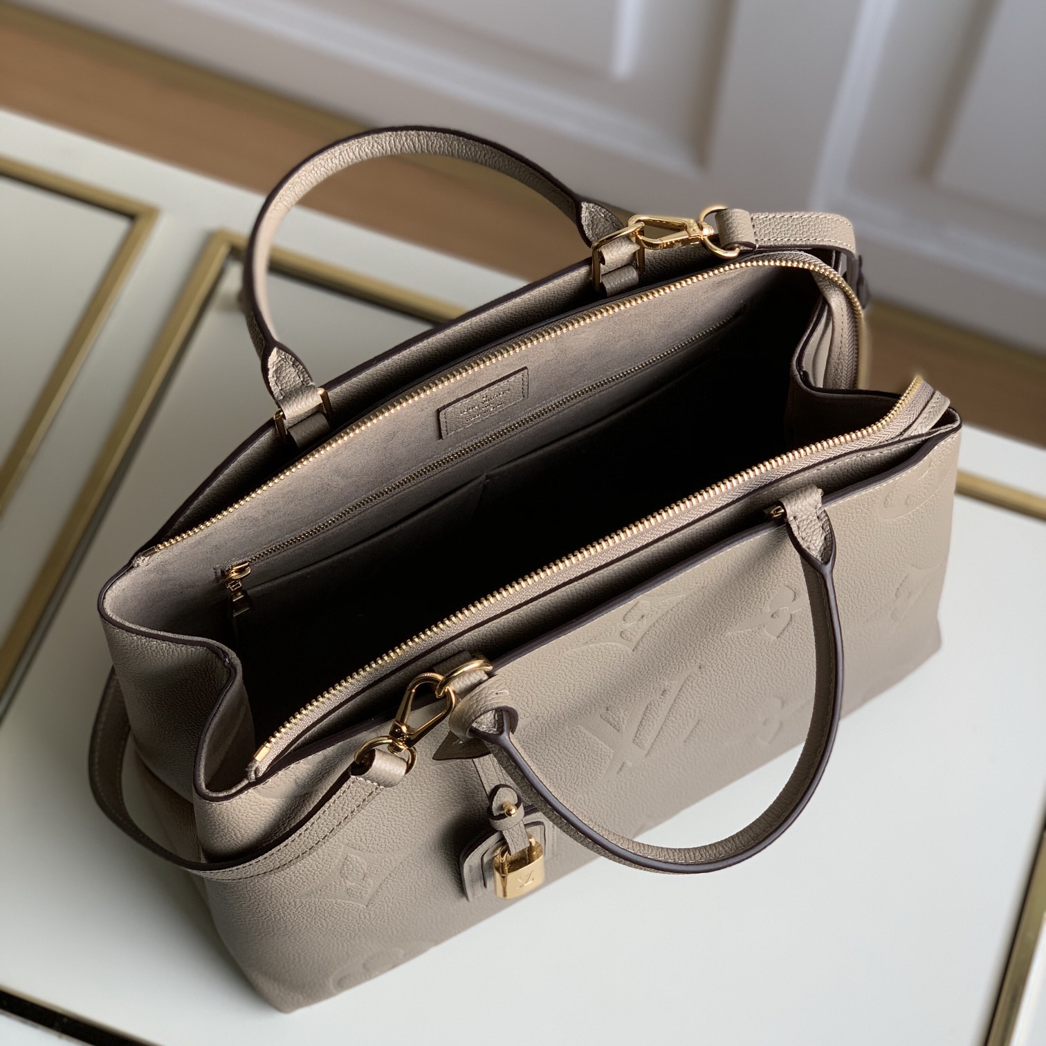 M45833 GRAND PALAIS, LOUIS VUITTON LV
