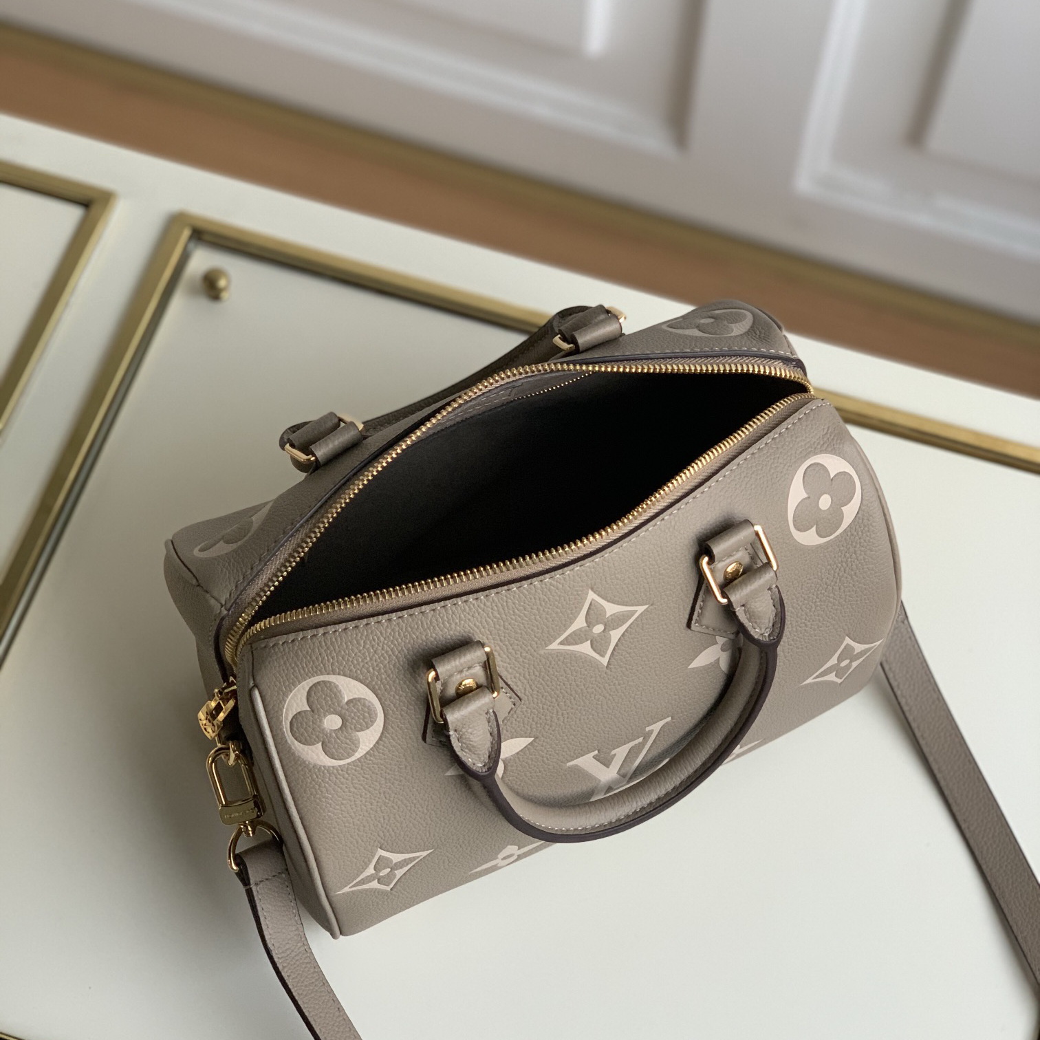 M58947  SPEEDY BANDOULIÈRE 25, LOUIS VUITTON LV