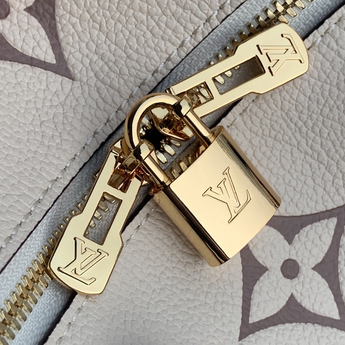 M58947  SPEEDY BANDOULIÈRE 25, LOUIS VUITTON LV