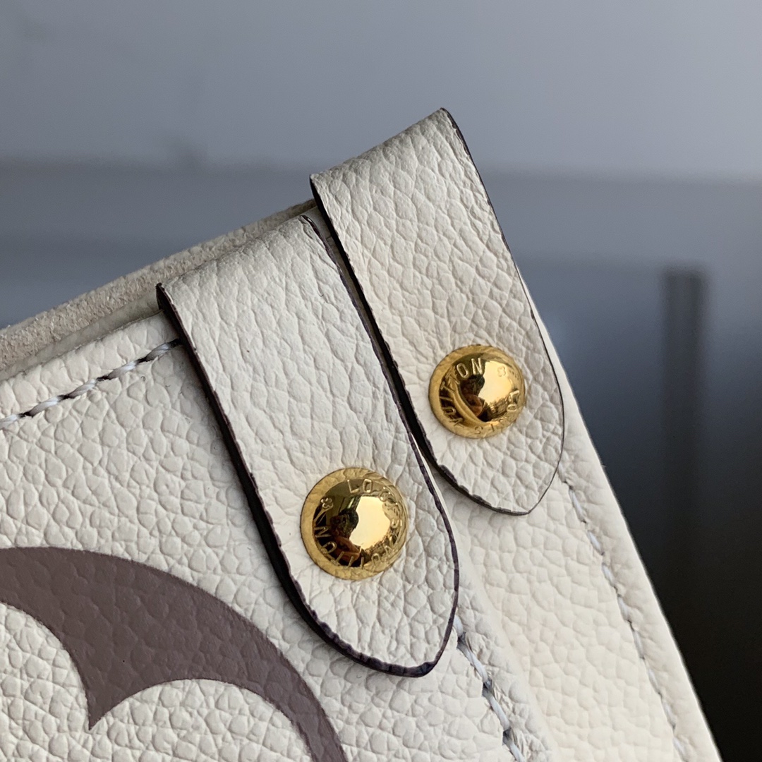 ONTHEGO MM, LOUIS VUITTON LV Women - Handbags - Shoulder Bags & Totes