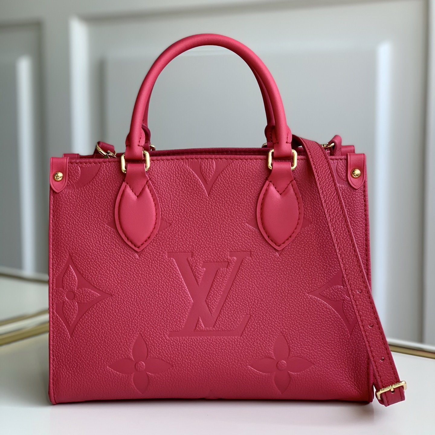 ONTHEGO PM, Louis Vuitton LV