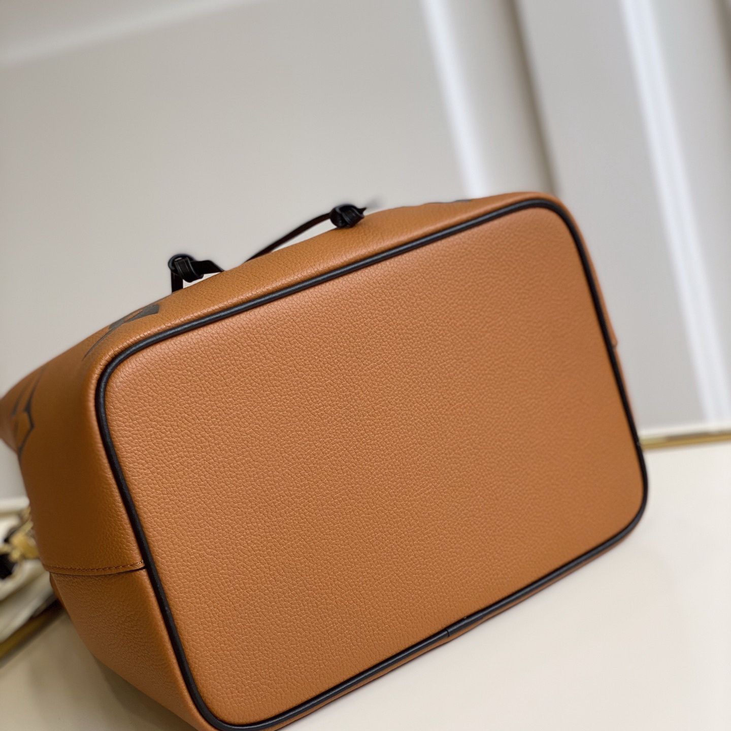 M56888 NÉONOÉ MM, Louis Vuitton LV