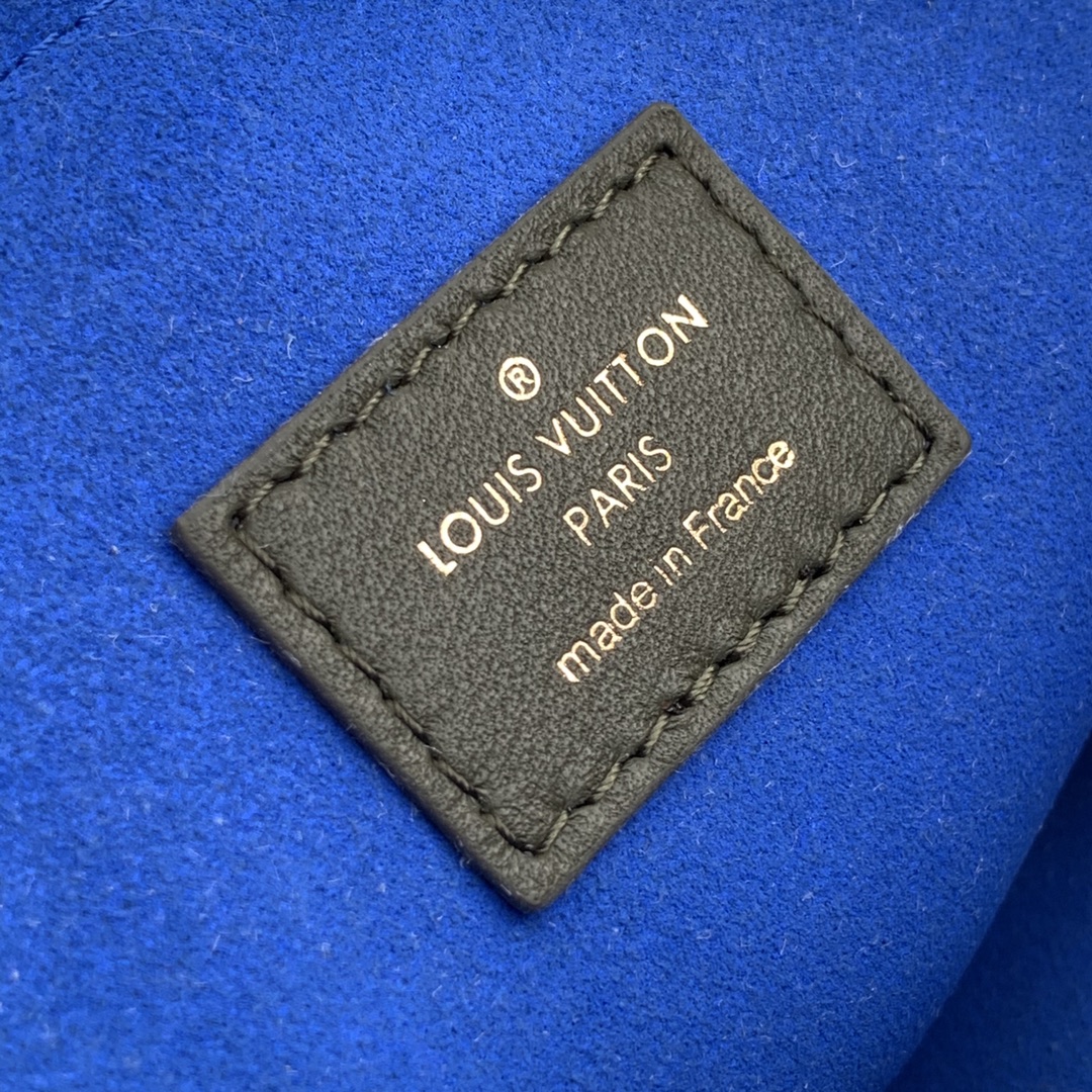 COUSSIN BB, Louis Vuitton LV