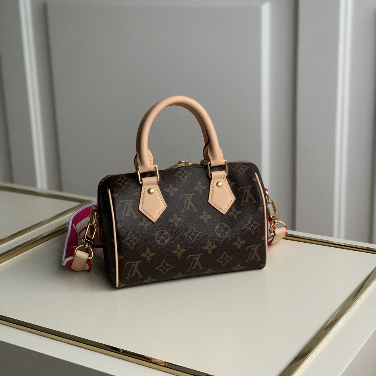 SPEEDY BANDOULIÈRE 20, LOUIS VUITTON LV