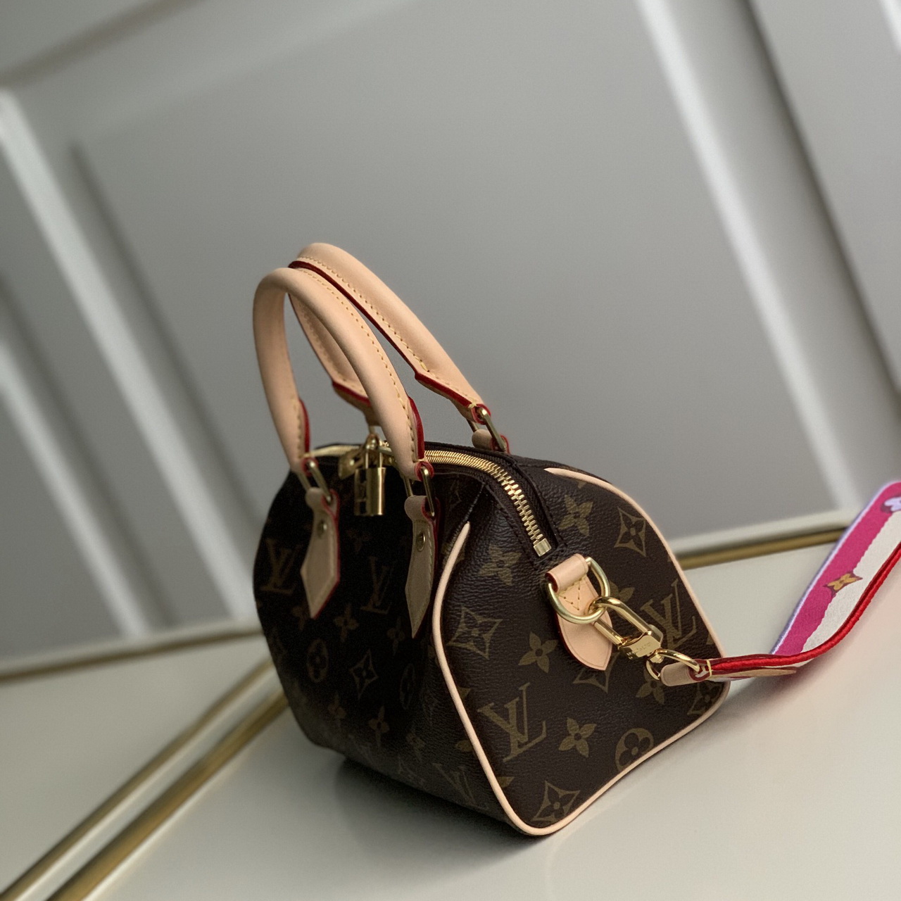 SPEEDY BANDOULIÈRE 20, LOUIS VUITTON LV