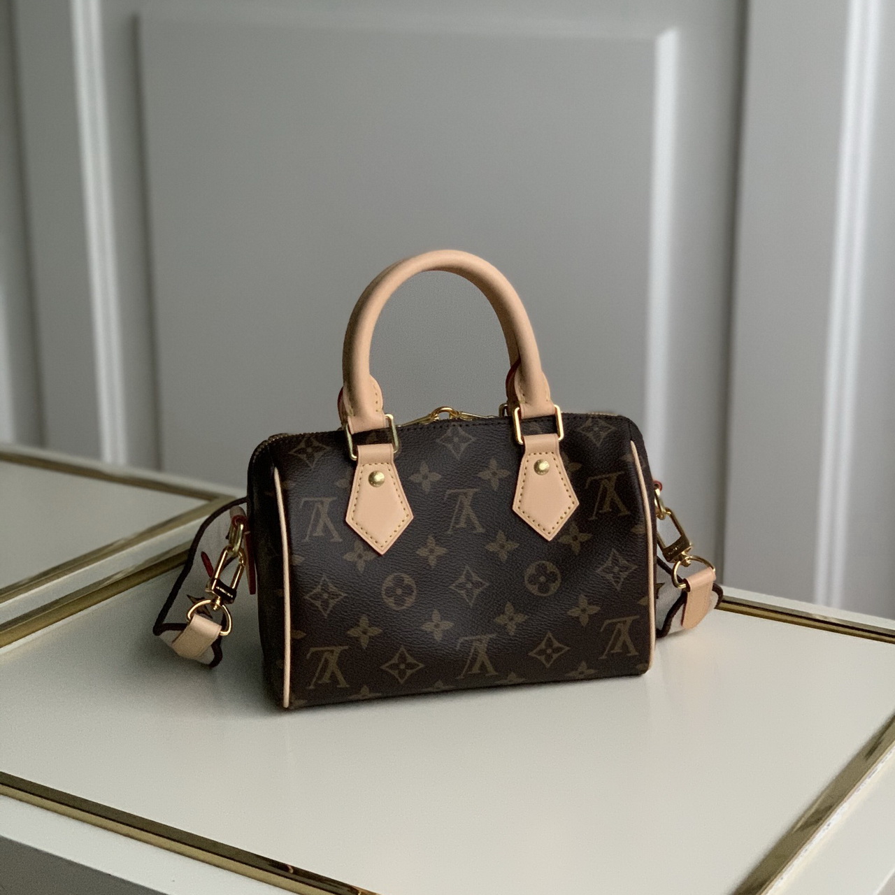 SPEEDY BANDOULIÈRE 20, LOUIS VUITTON LV