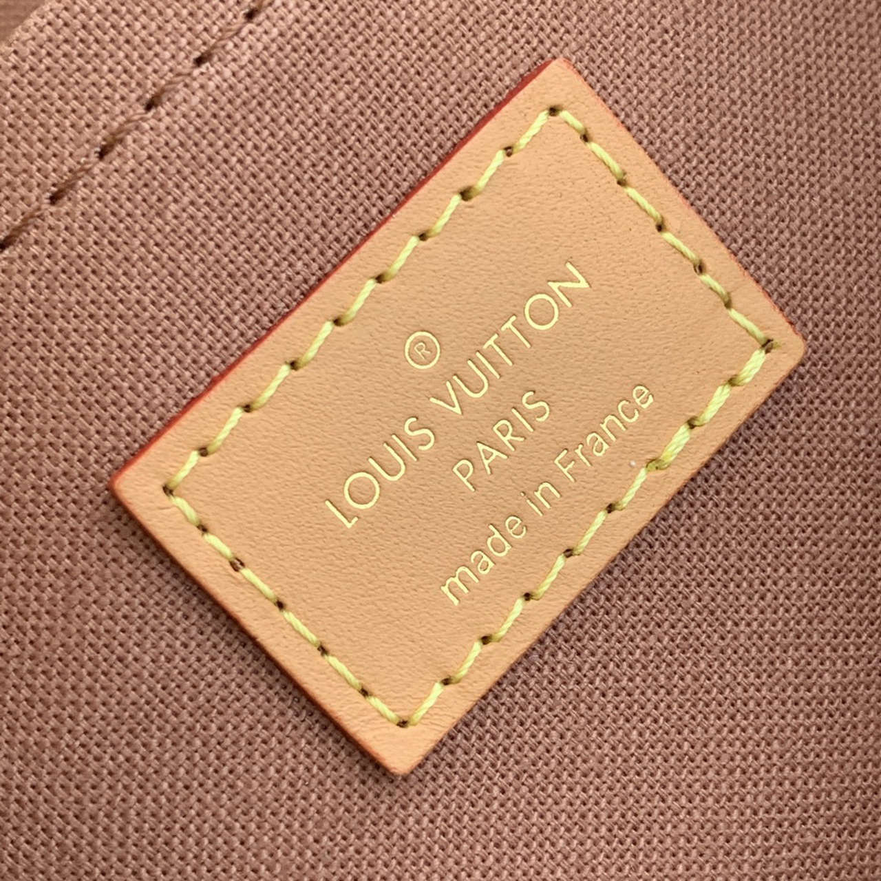 m42250, LOUIS VUITTON LV