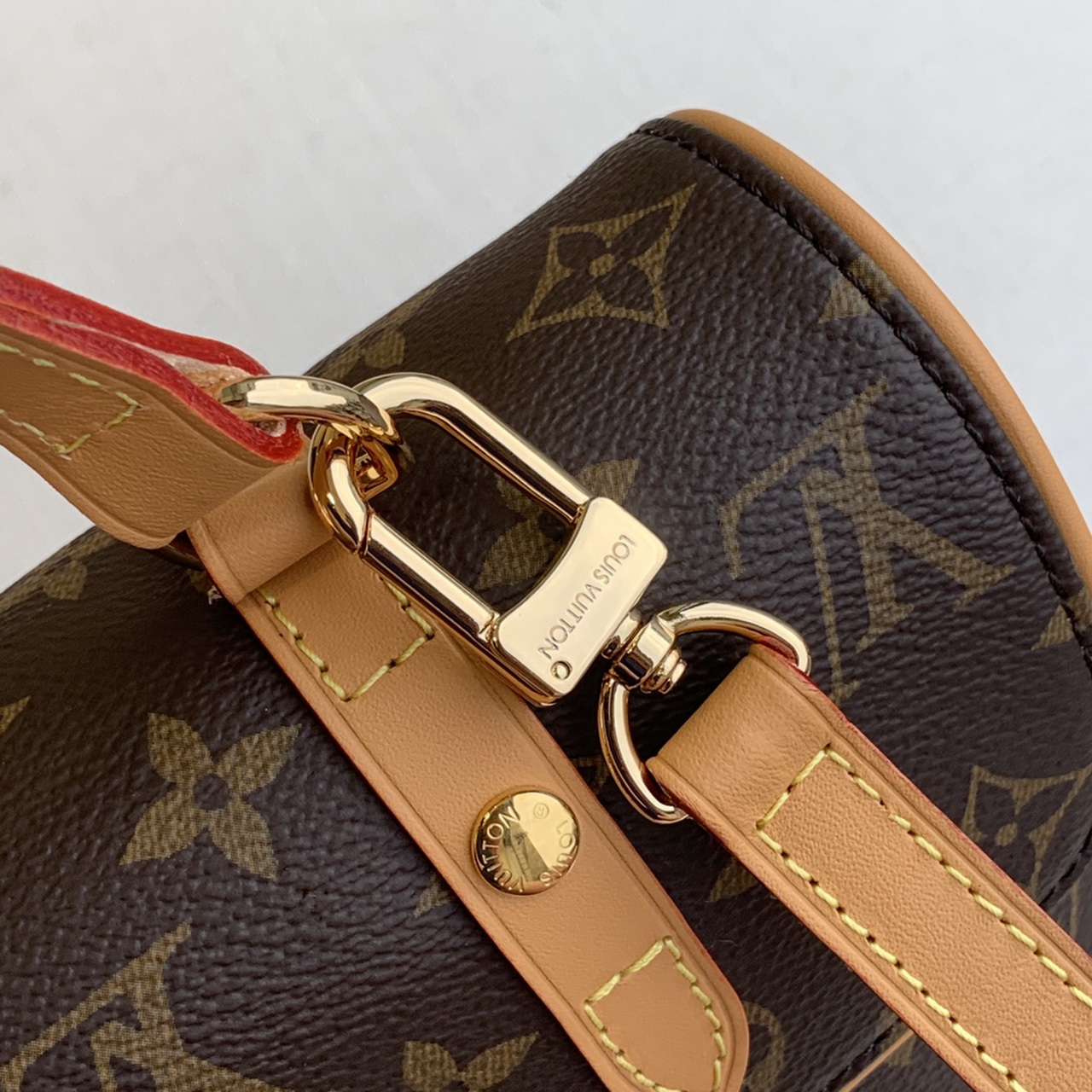 m42250, LOUIS VUITTON LV