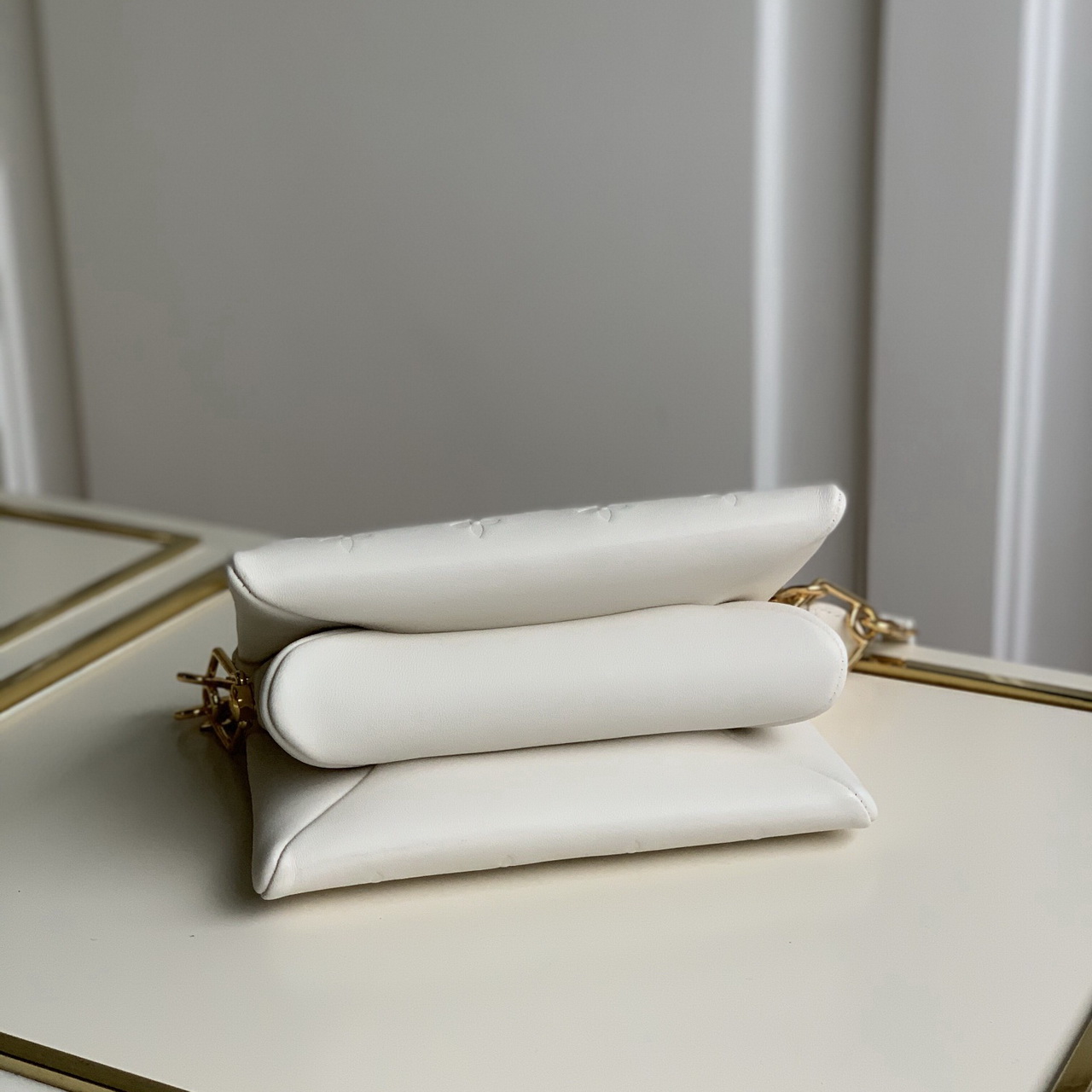 COUSSIN BB, Louis Vuitton LV
