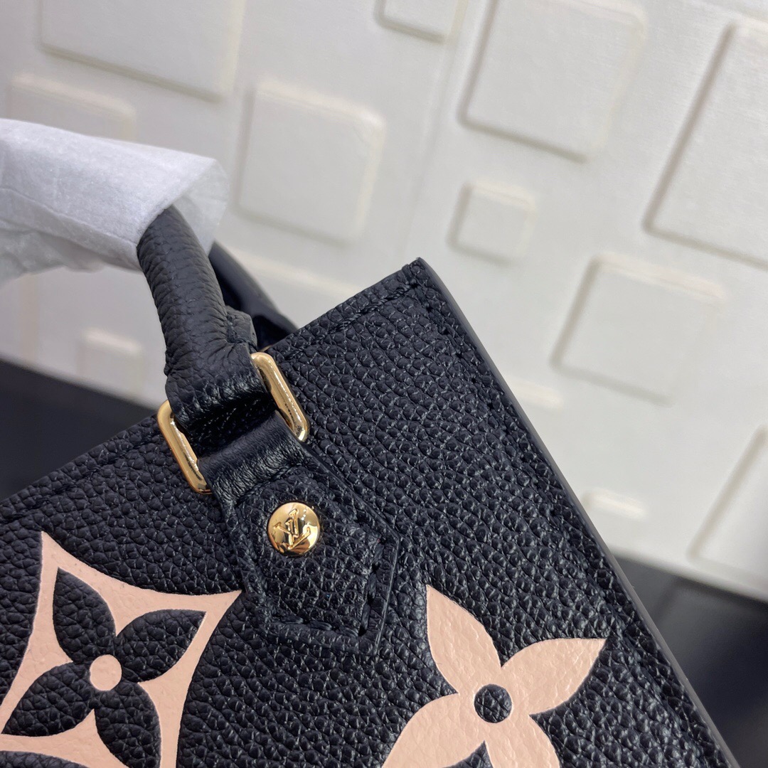 M57937  PETIT SAC PLAT, louIS VUITTON