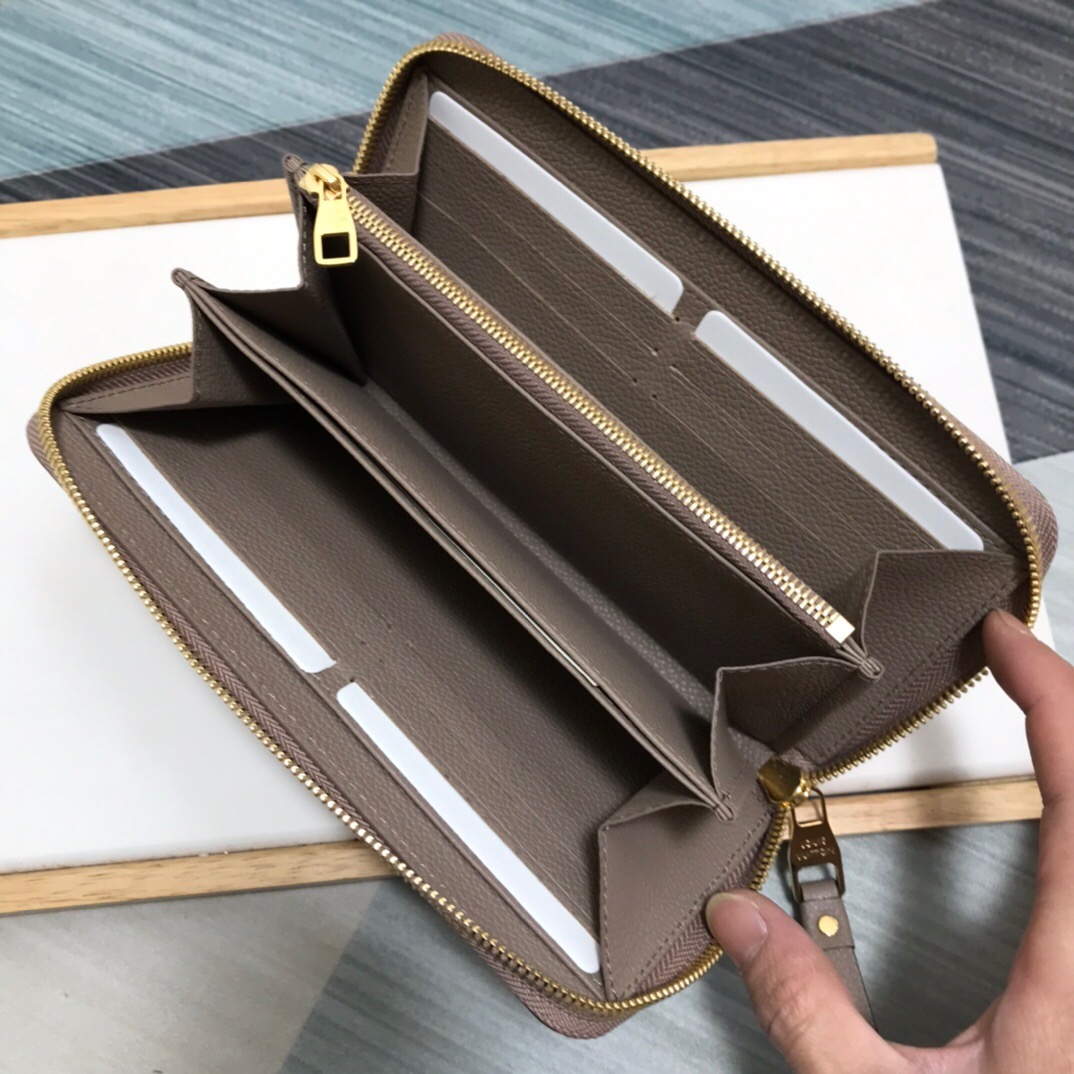M69034 ZIPPY WALLET, Louis Vuitton LV Wallets