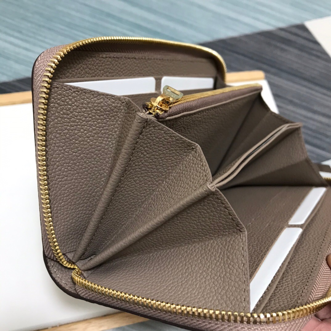 M69034 ZIPPY WALLET, Louis Vuitton LV Wallets