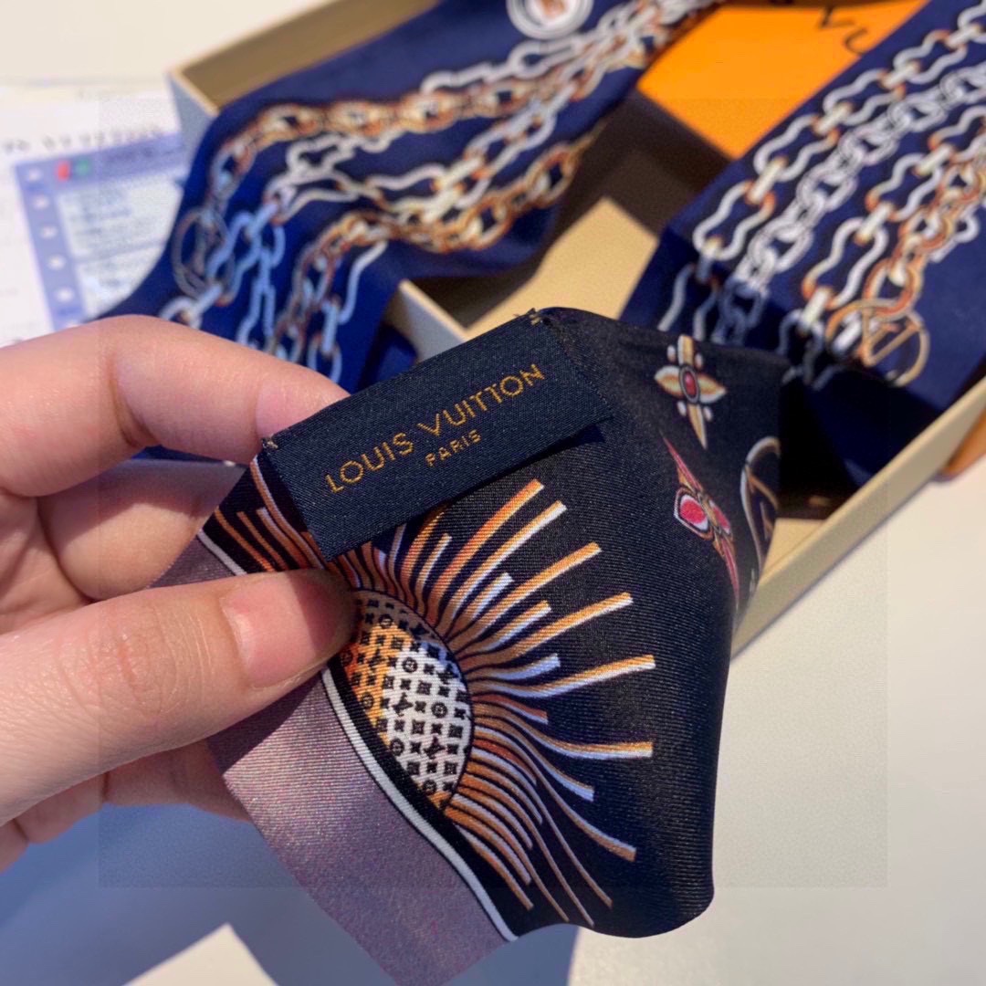 BANDEAU, Louis Vuitton lV