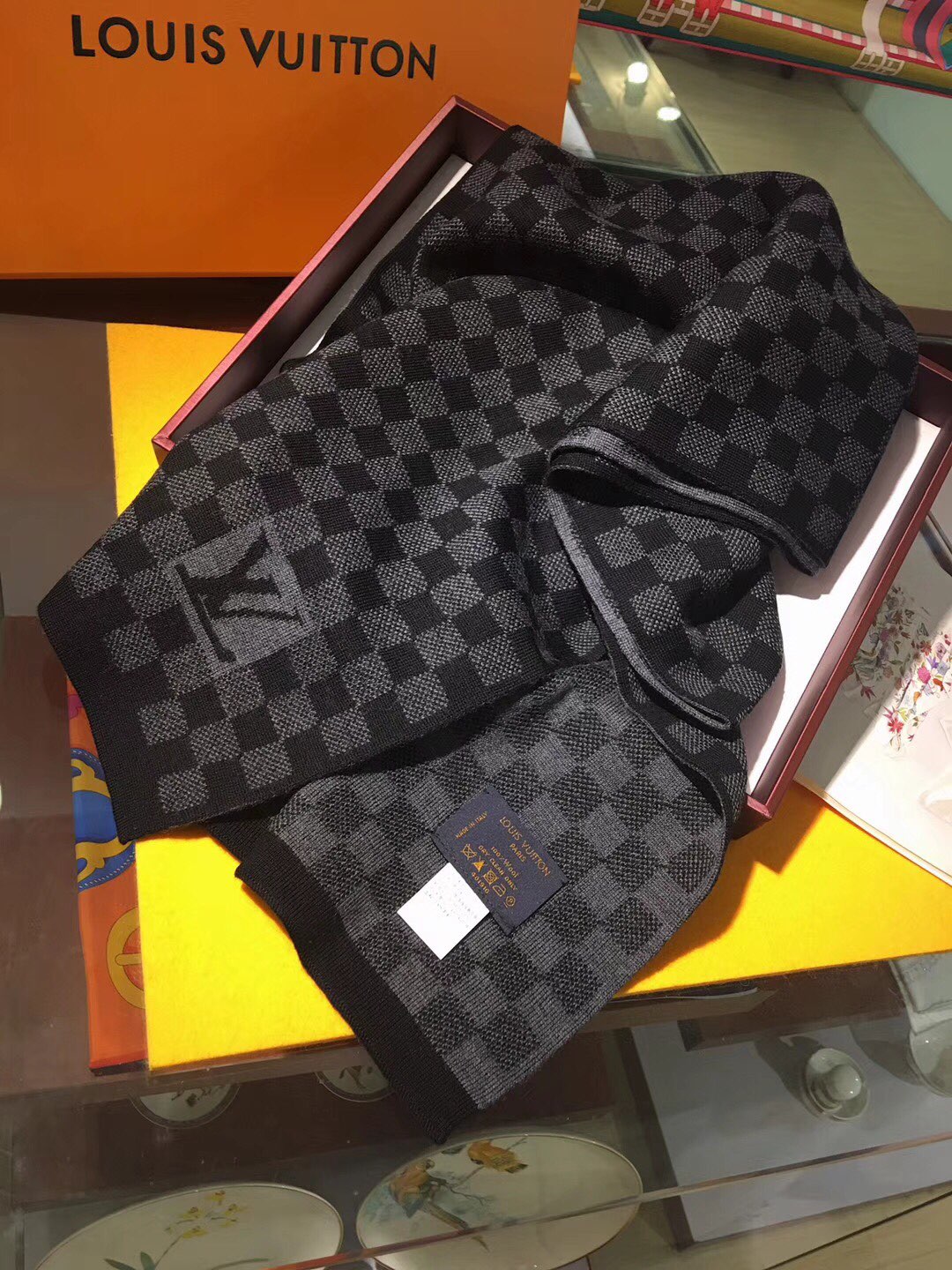 LOUIS VUITTON LV Scarf