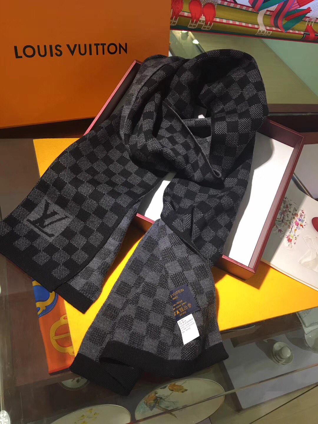 LOUIS VUITTON LV Scarf