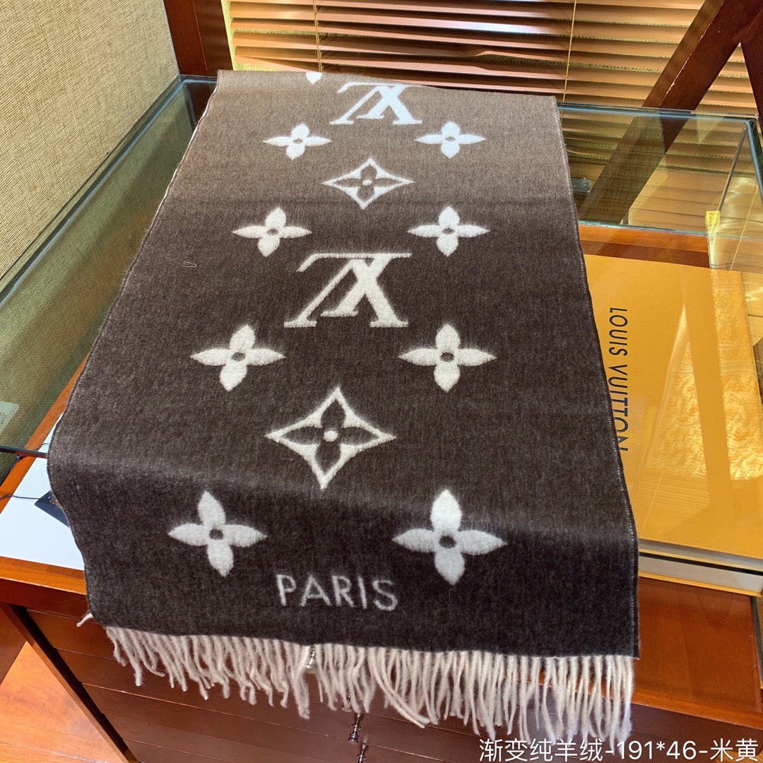 LOUIS VUITTON LV SCARF, REYKJAVIK GRADIENT SCARF