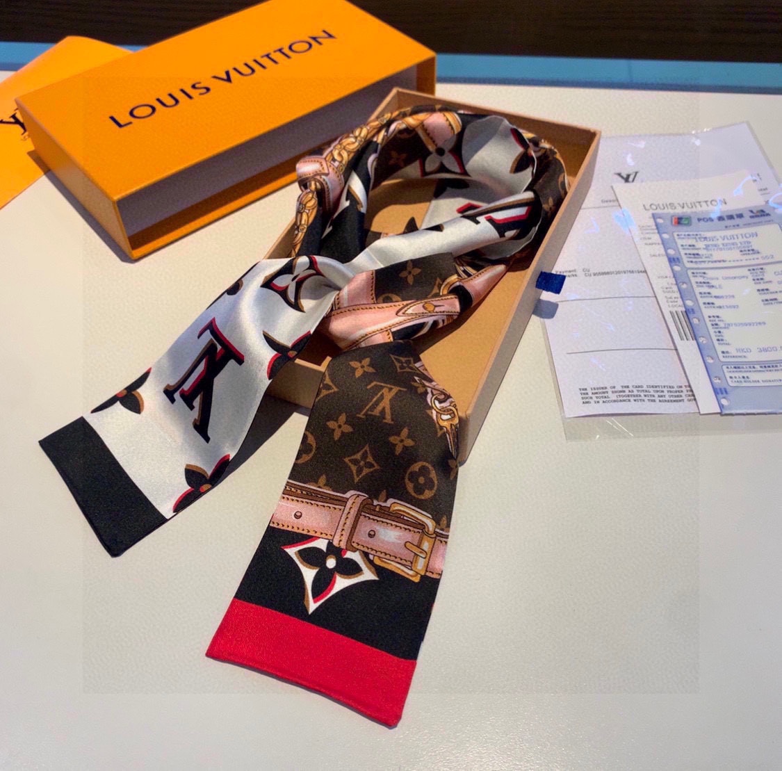 BANDEAU, Louis Vuitton lV