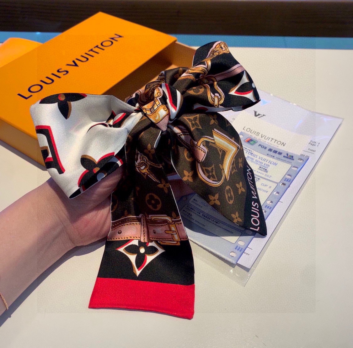 BANDEAU, Louis Vuitton lV