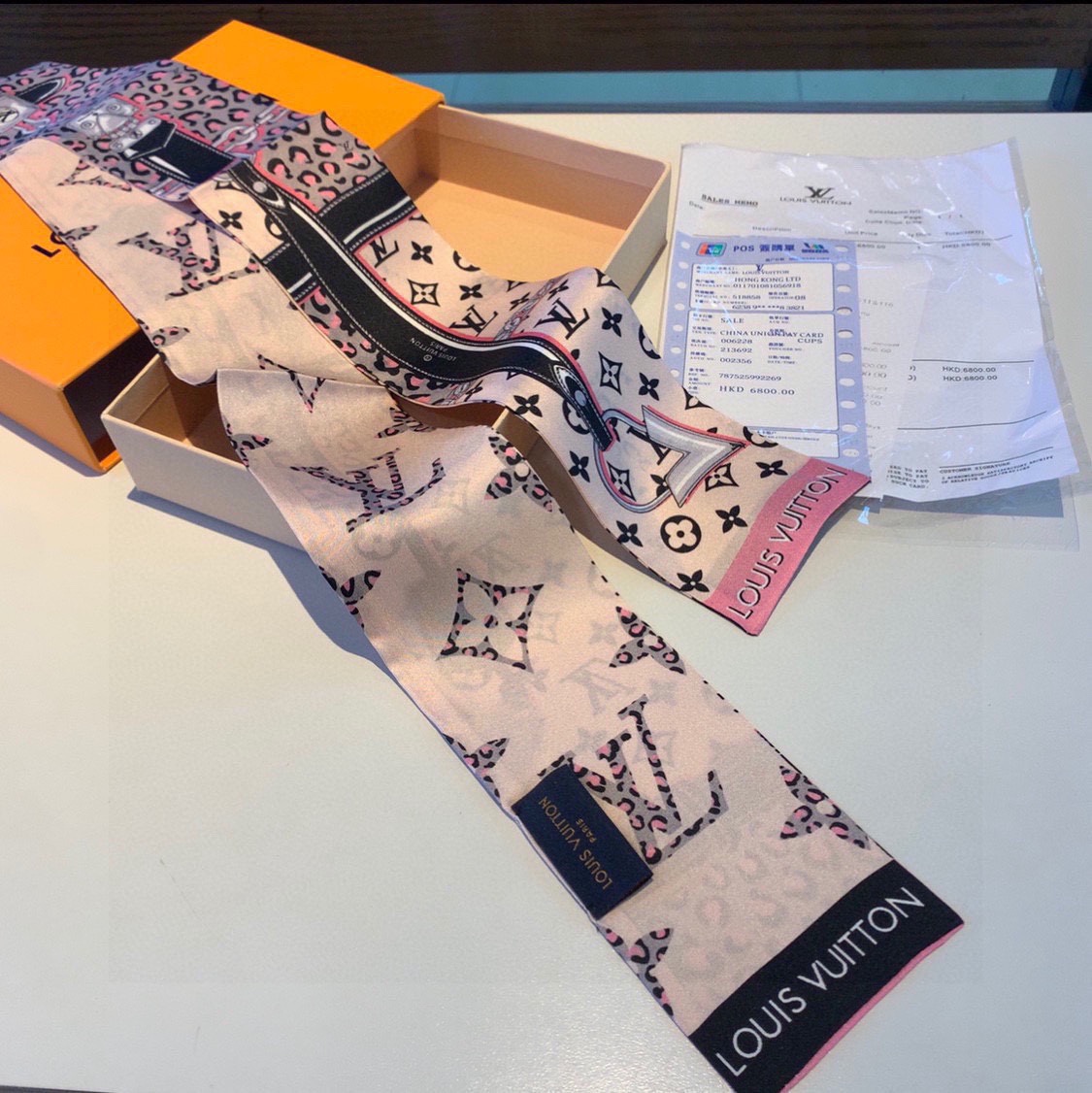 BANDEAU, Louis Vuitton lV